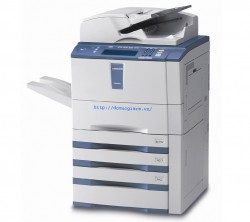 Đổ mực máy Photocopy Toshiba - Thiết Bị Máy In Thần Vũ - Công Ty TNHH Dịch Vụ CNTT Và Thiết Bị Thần Vũ